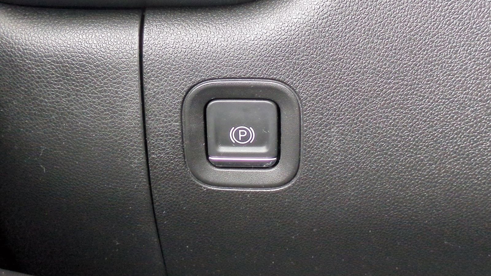 Thumbnail: 2020 Chevrolet Silverado 1500 - 27