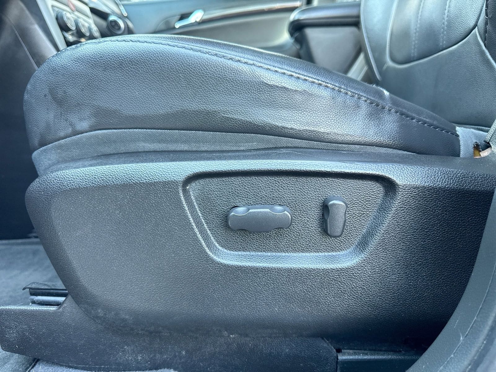 Thumbnail: 2014 Chevrolet Captiva Sport - 20