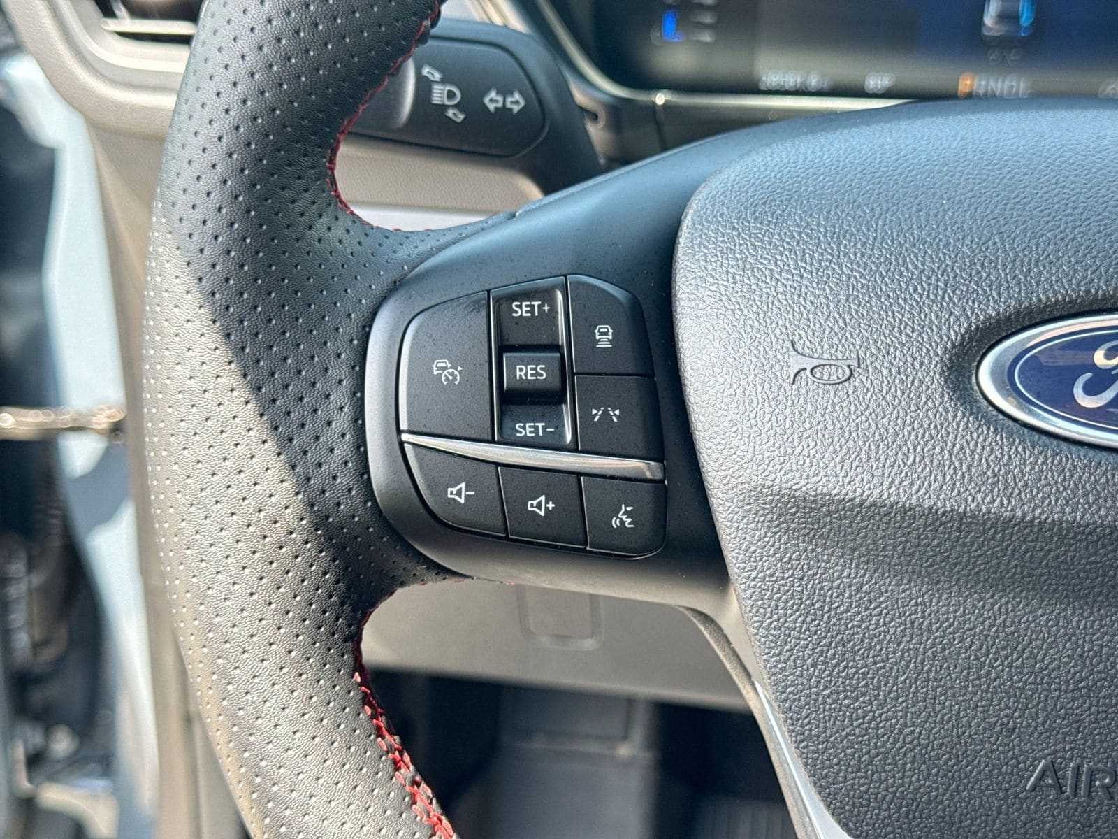 Thumbnail: 2024 Ford Escape - 29