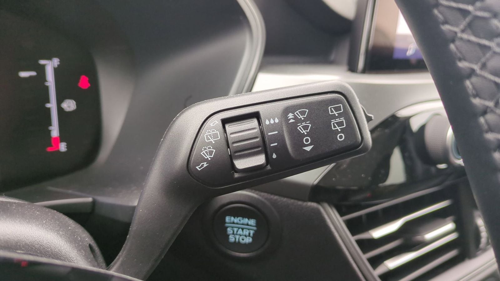 Thumbnail: 2025 Ford Escape - 23