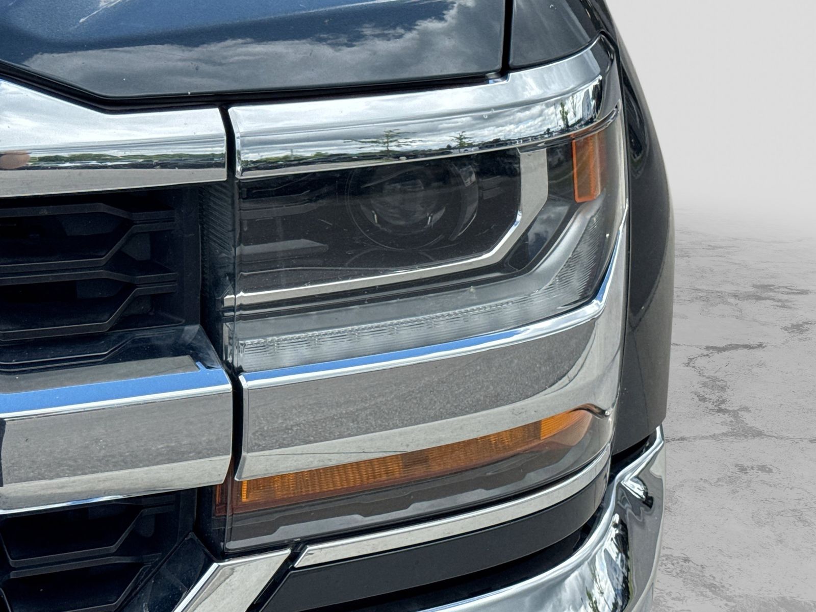 Thumbnail: 2018 Chevrolet Silverado 1500 - 13