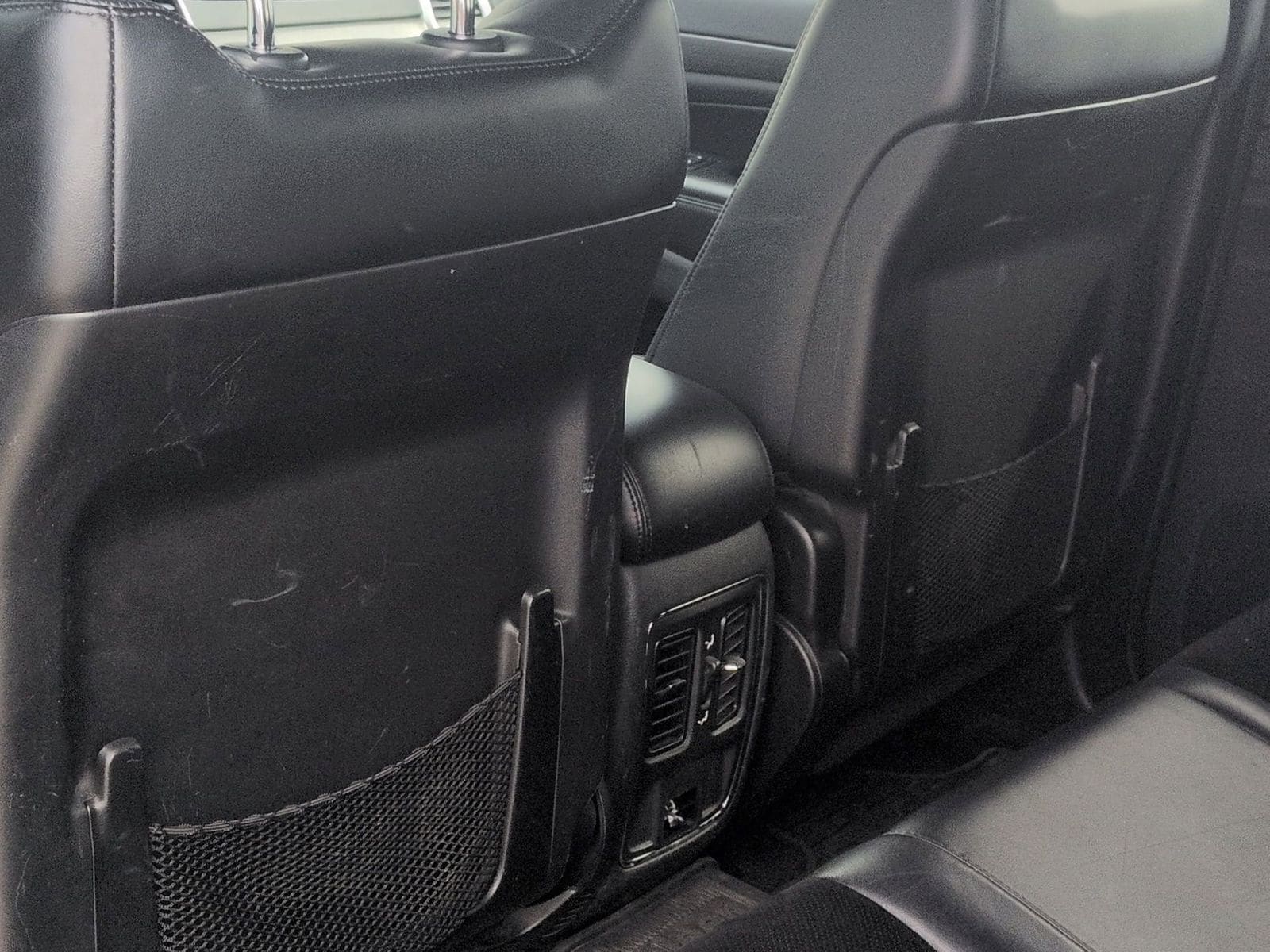 Thumbnail: 2015 Jeep Grand Cherokee - 23