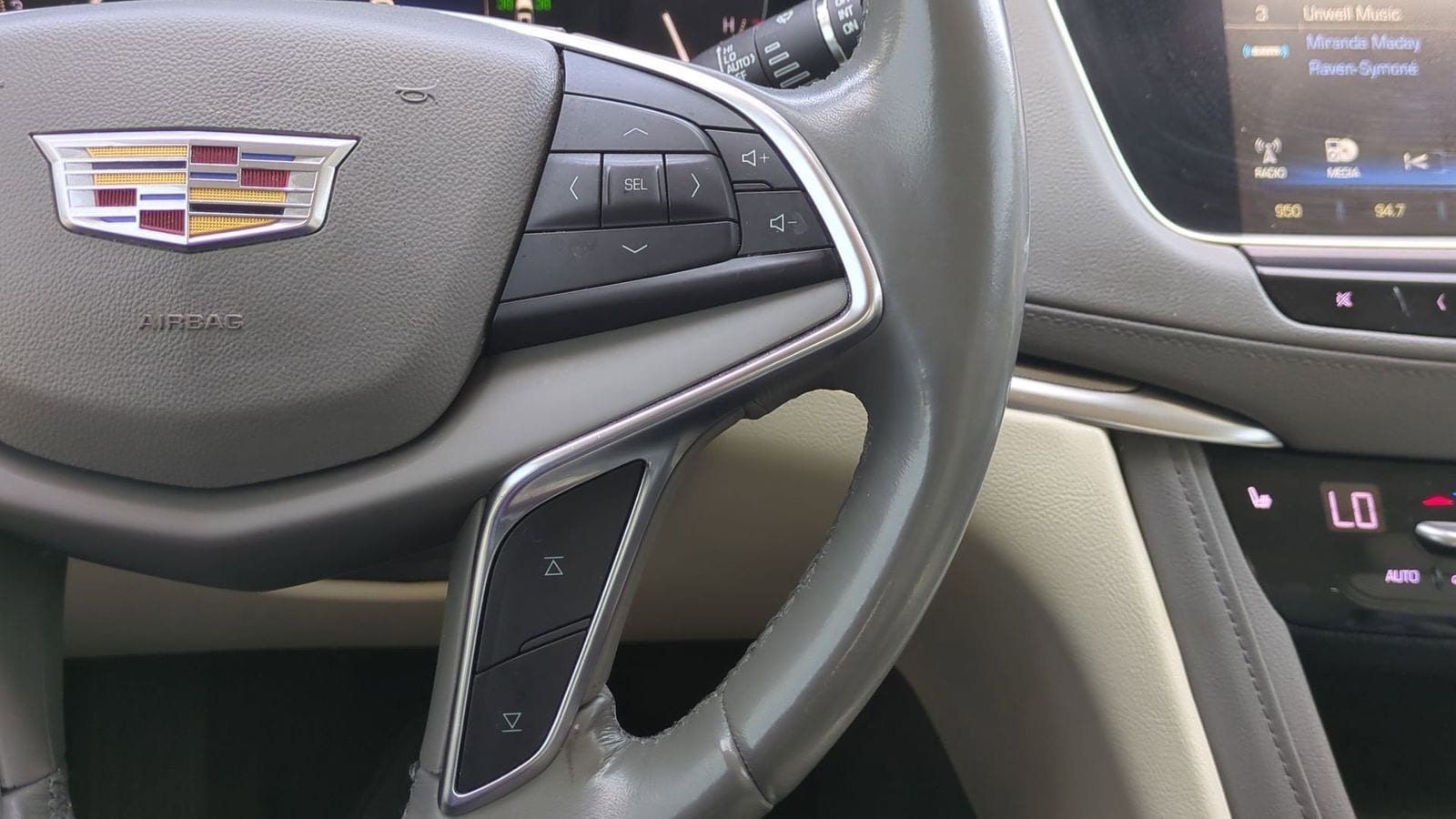 Thumbnail: 2018 Cadillac XT5 - 26