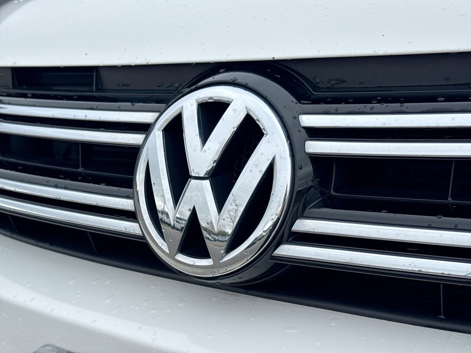 Thumbnail: 2013 Volkswagen Tiguan - 14