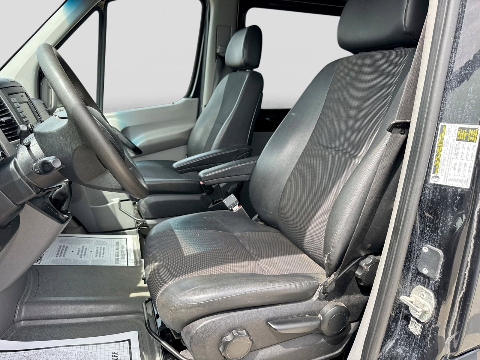 Thumbnail: 2017 Mercedes-Benz Sprinter - 17