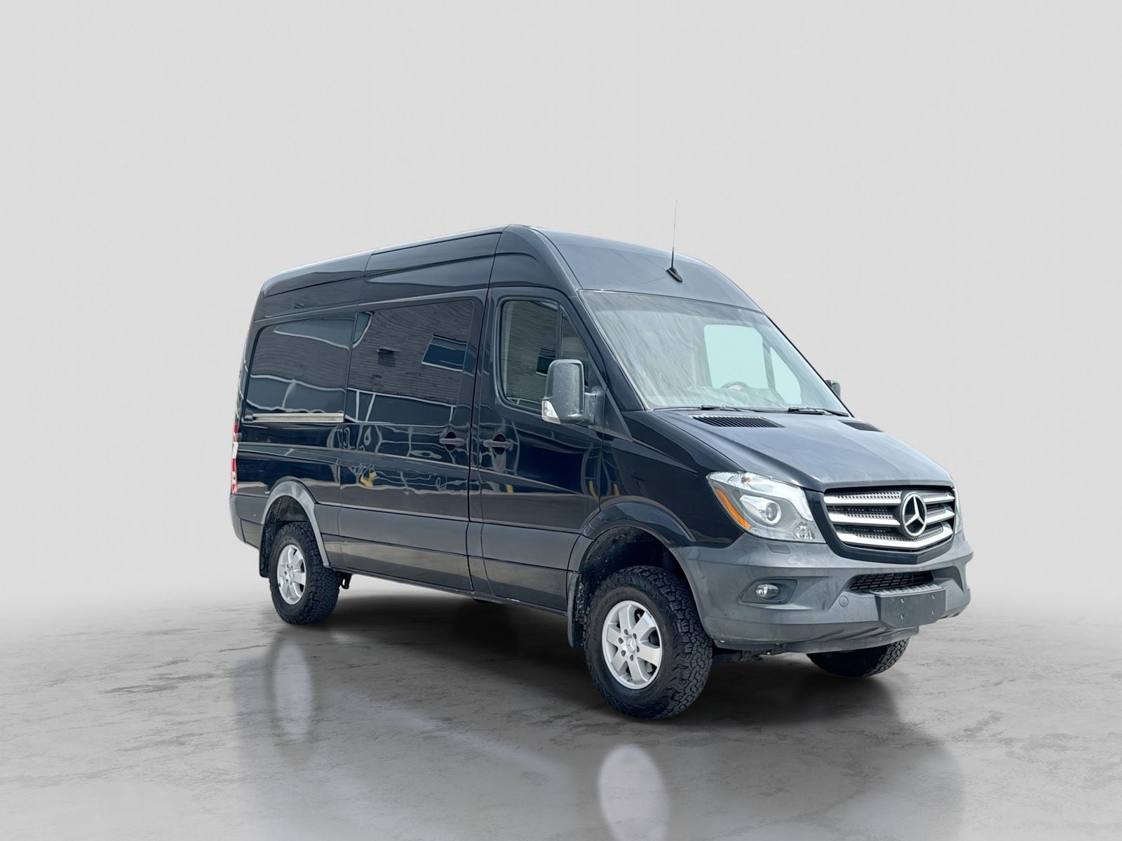 Thumbnail: 2017 Mercedes-Benz Sprinter - 9