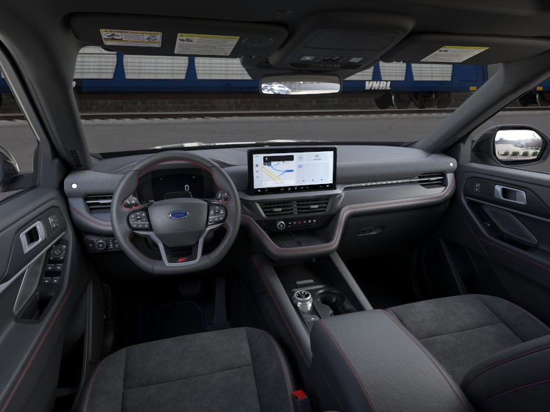 2025 Ford Explorer ST 10