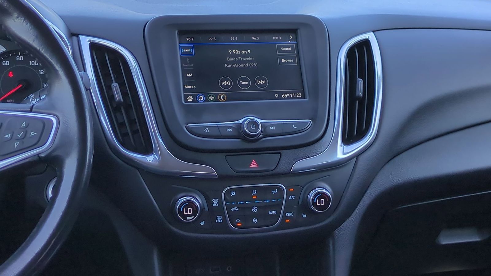 Thumbnail: 2019 Chevrolet Equinox - 32