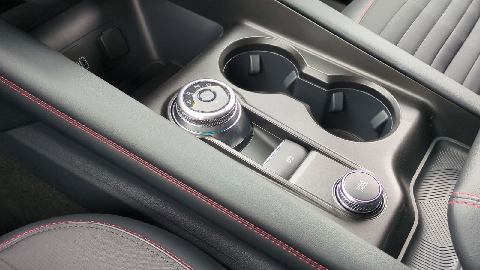 Thumbnail: 2026 Ford Explorer - 32