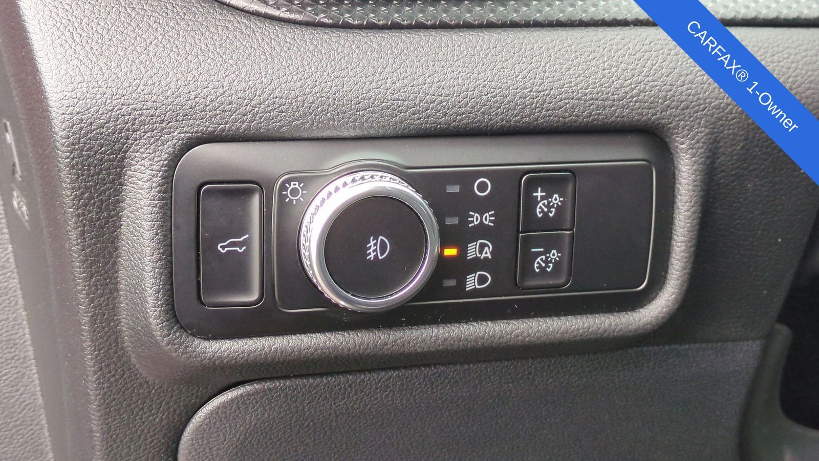 Thumbnail: 2023 Ford Explorer - 18