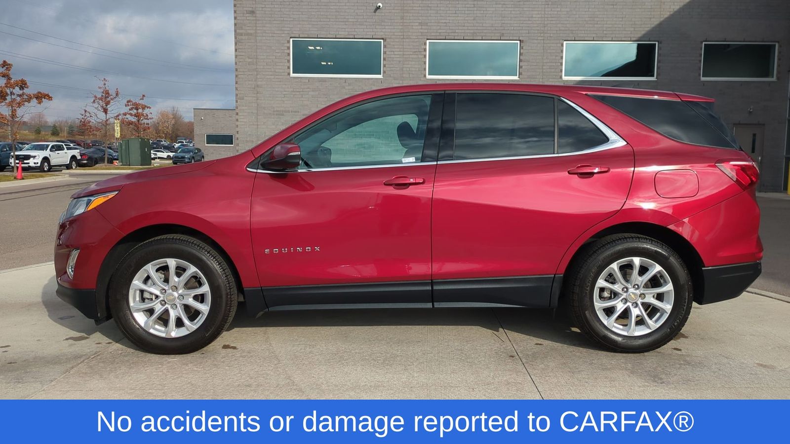 2019 Chevrolet Equinox LT photo 2