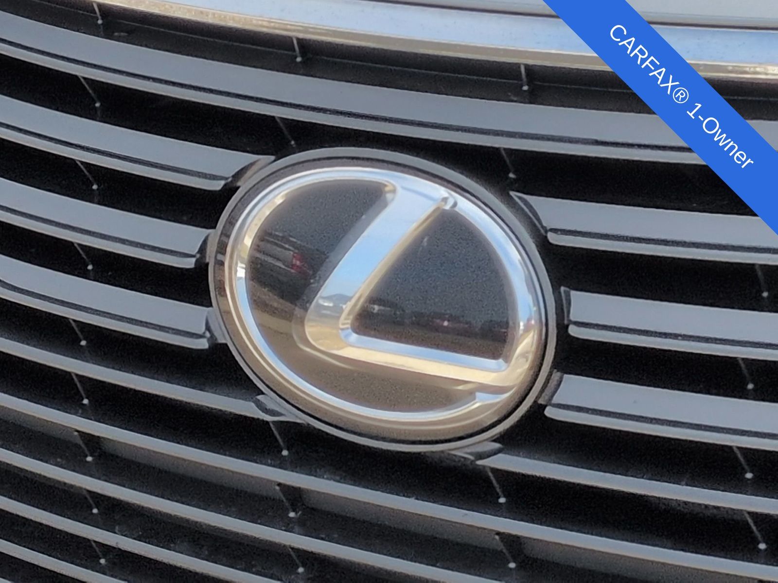 Thumbnail: 2016 Lexus ES - 14