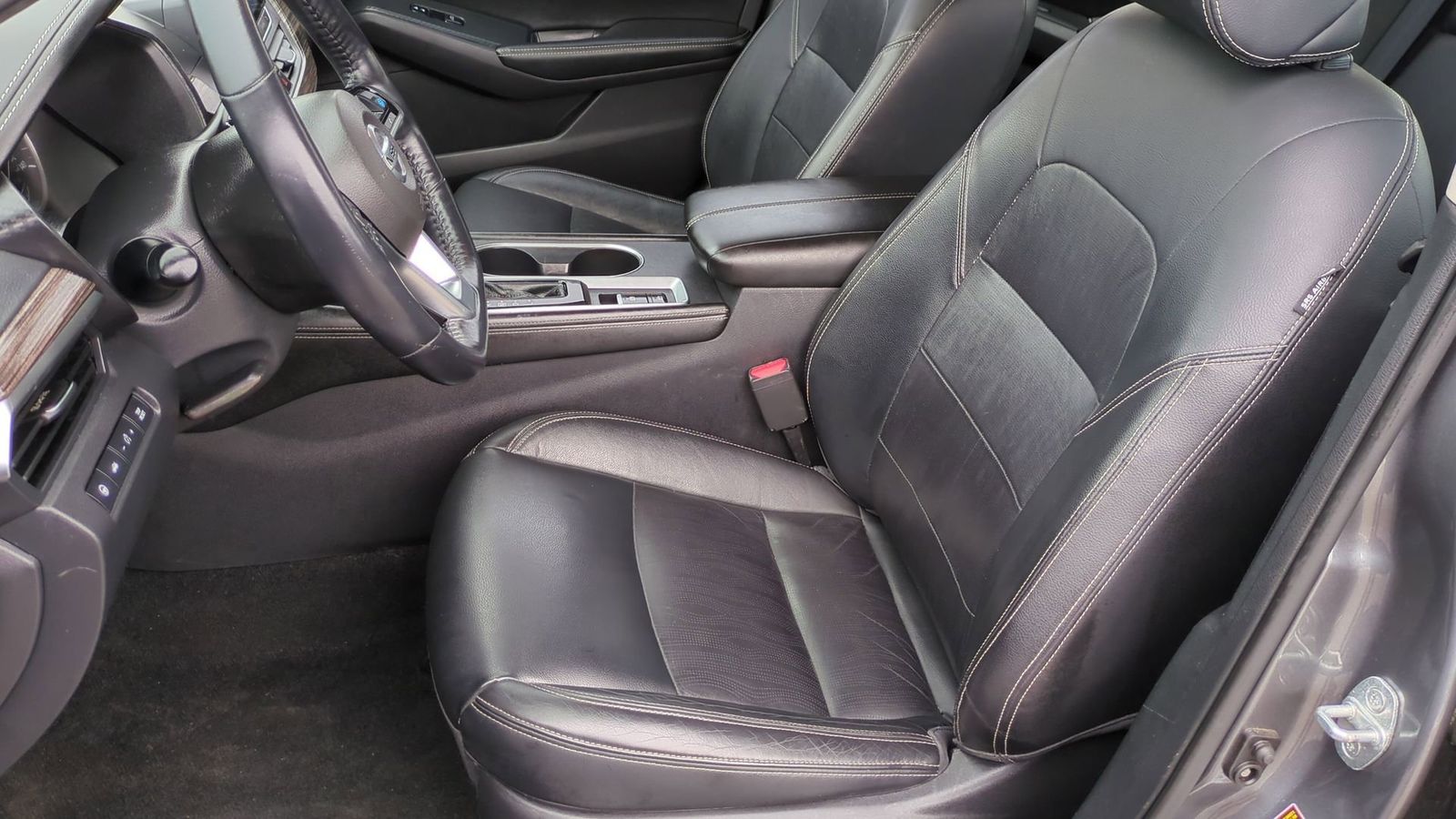 Thumbnail: 2019 Nissan Altima - 16