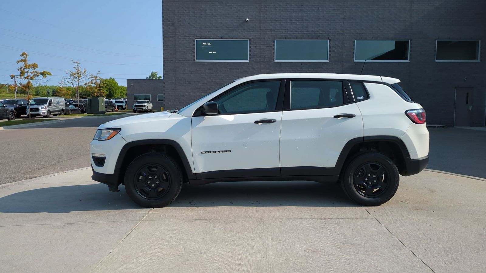 Thumbnail: 2018 Jeep Compass - 2