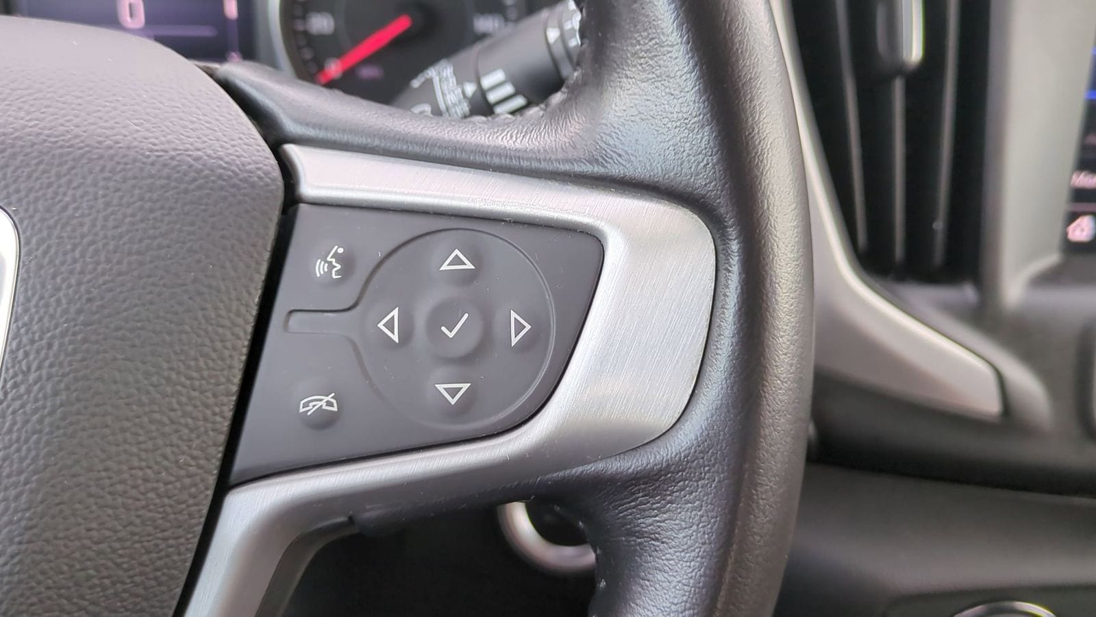 Thumbnail: 2020 GMC Terrain - 23