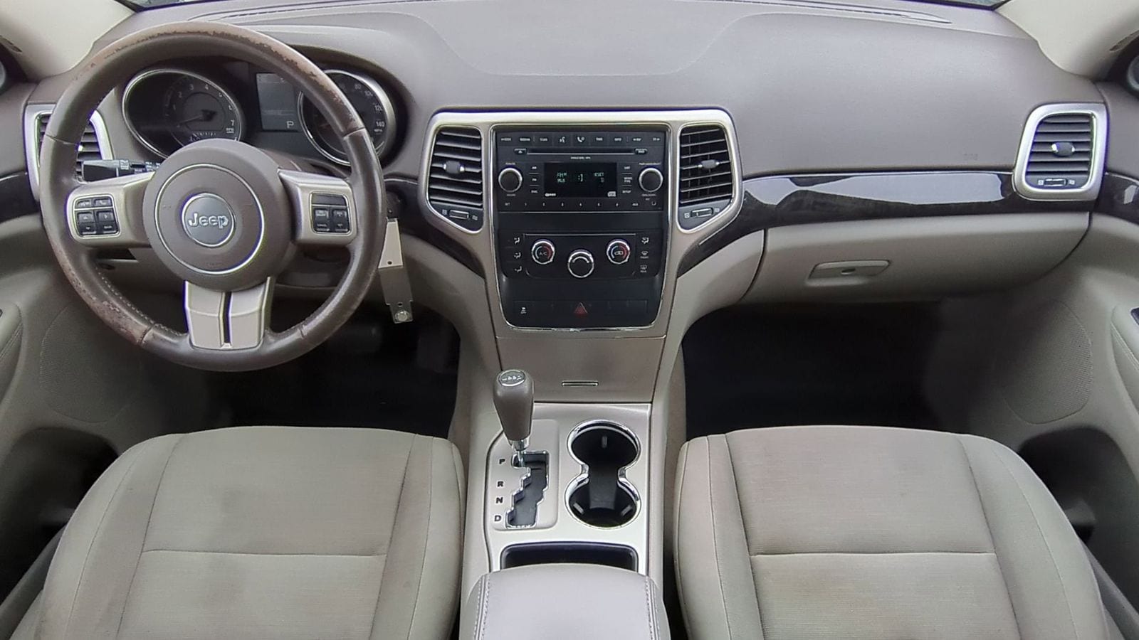 Thumbnail: 2012 Jeep Grand Cherokee - 15