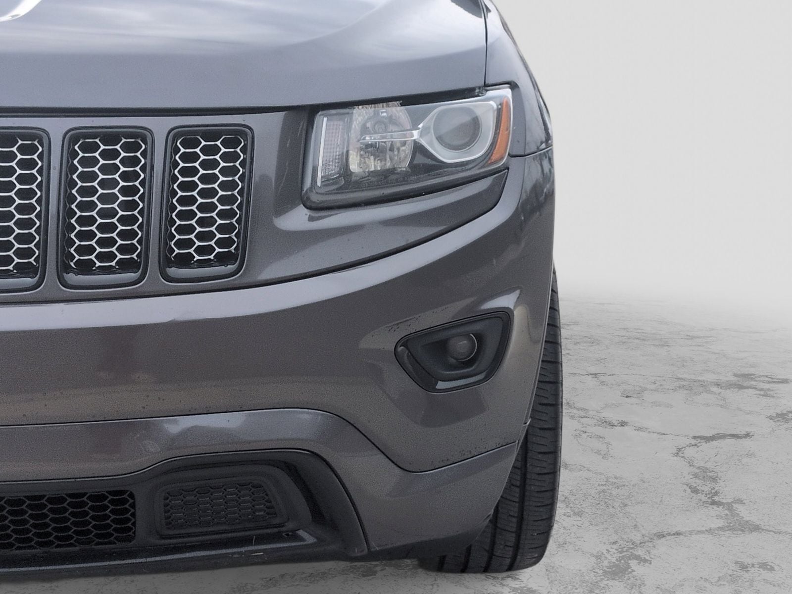 Thumbnail: 2015 Jeep Grand Cherokee - 13