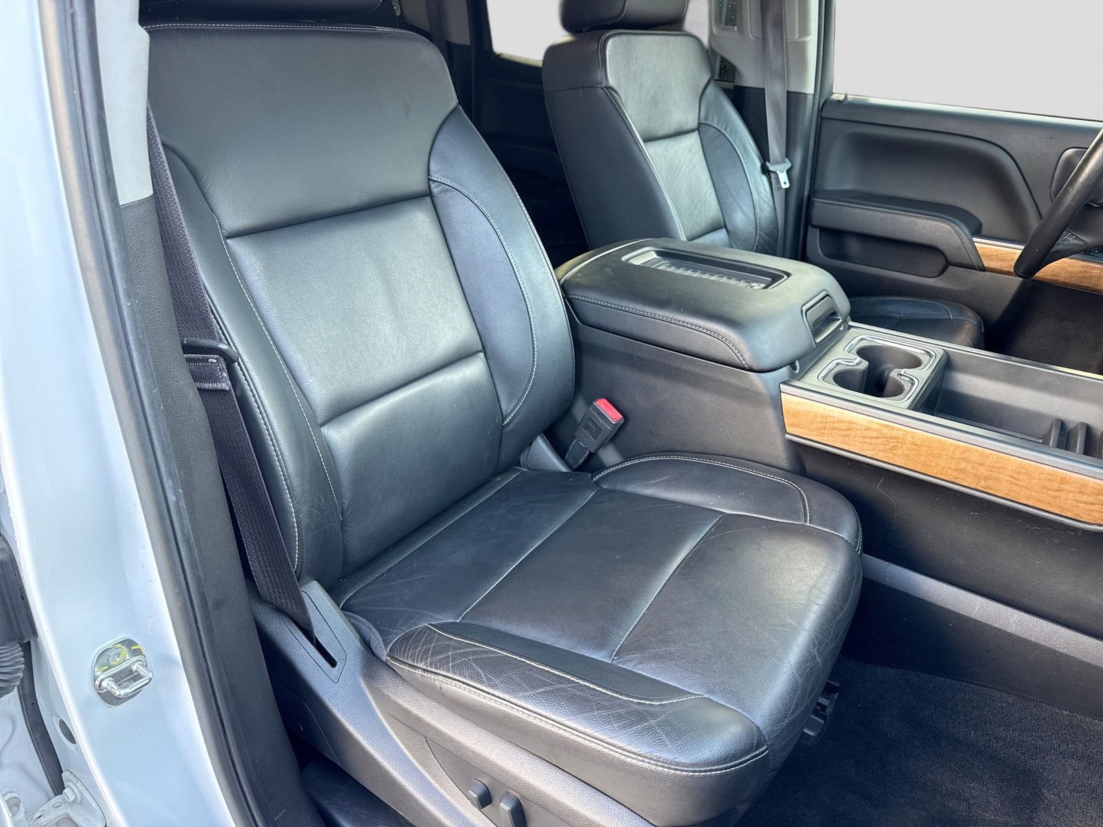 Thumbnail: 2017 Chevrolet Silverado 3500 - 22