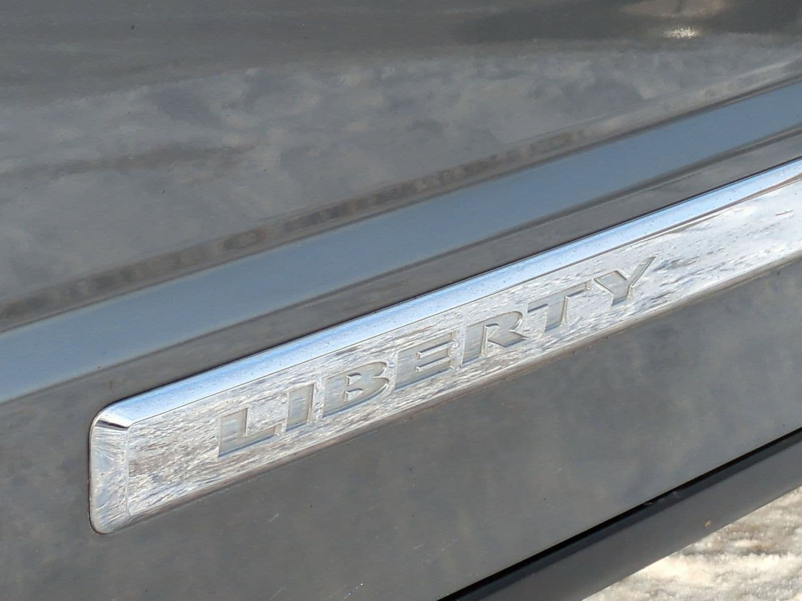 Thumbnail: 2012 Jeep Liberty - 13
