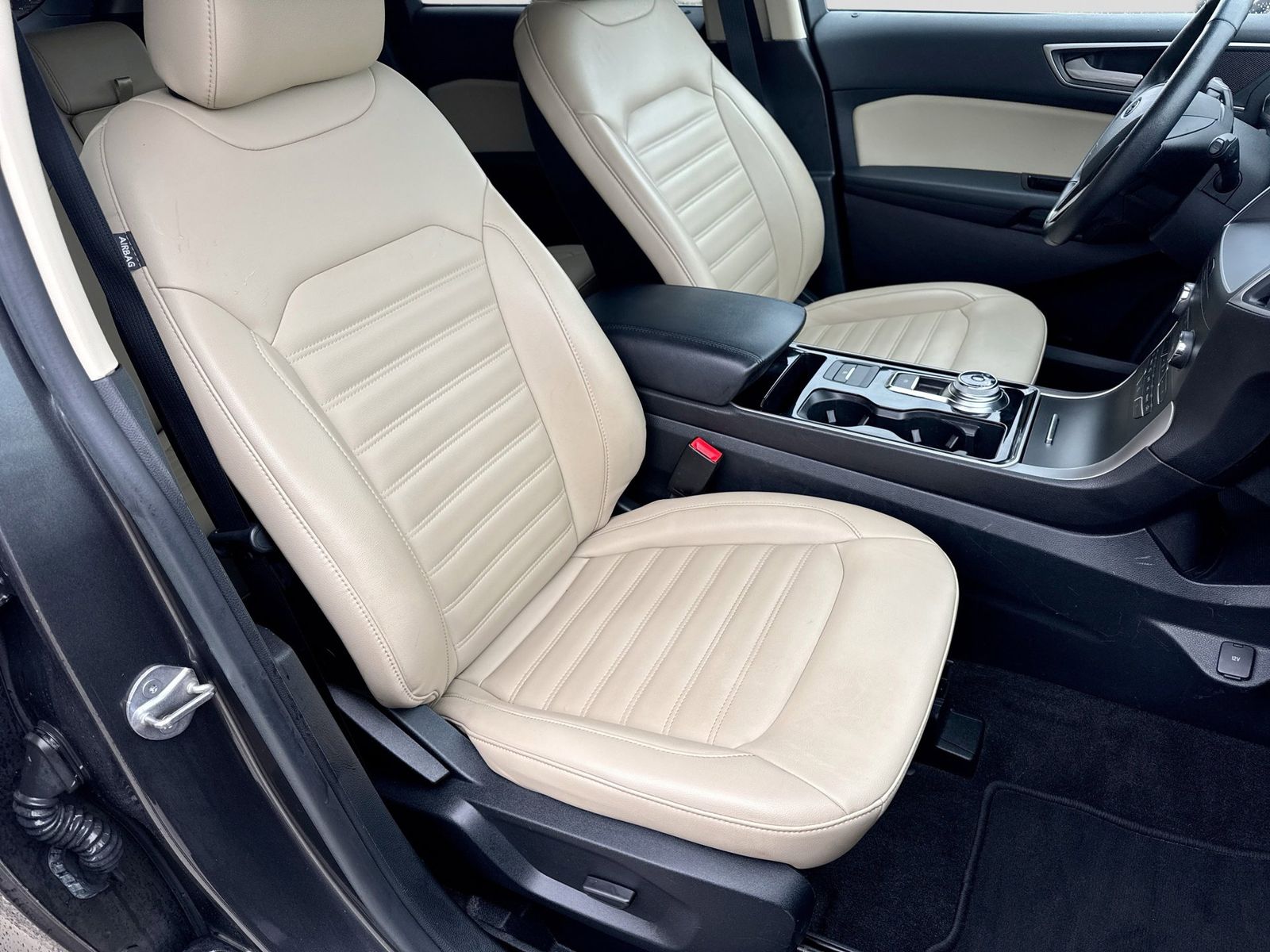 Thumbnail: 2020 Ford Edge - 20