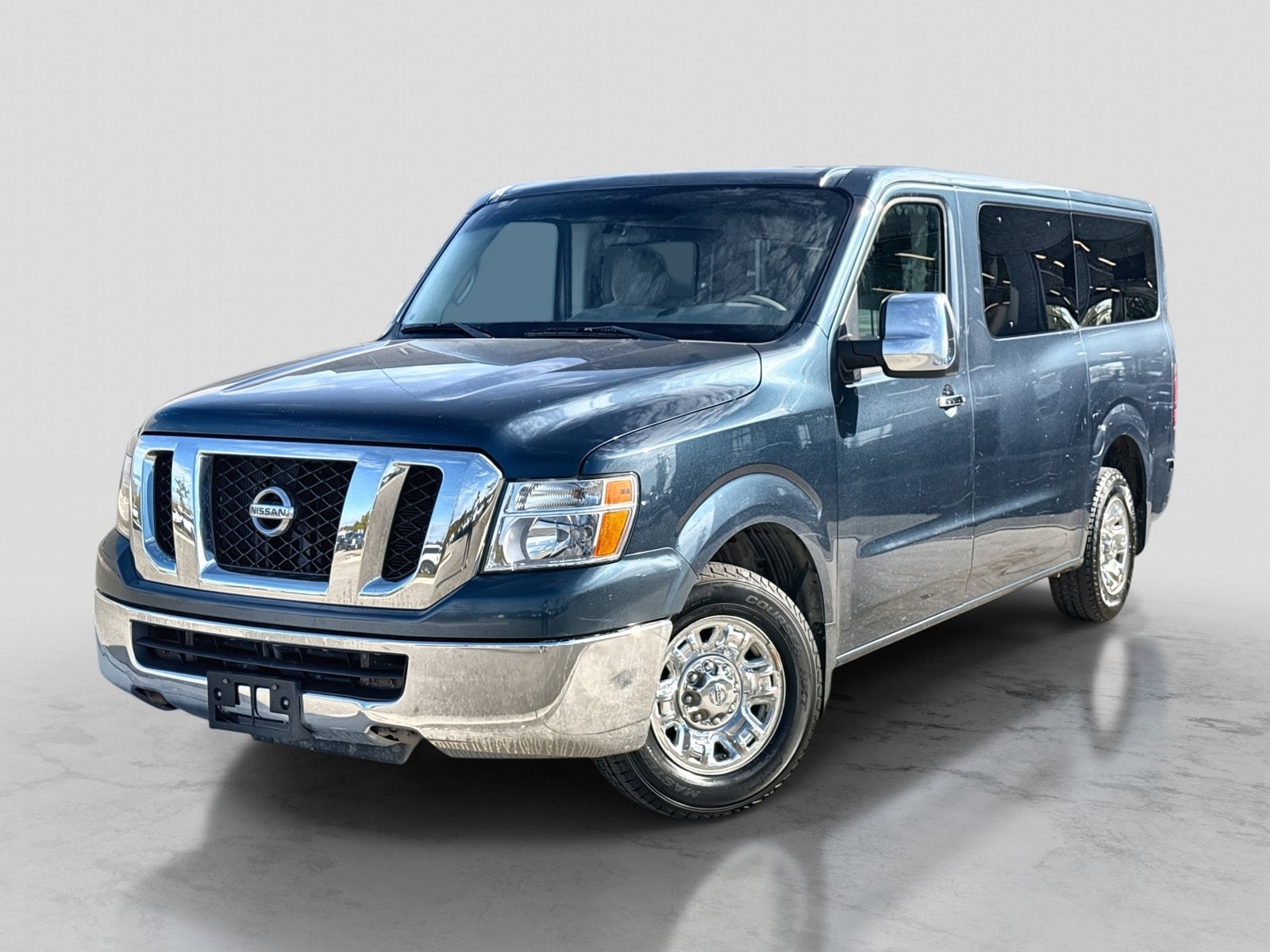 2014 Nissan NV Passenger SV