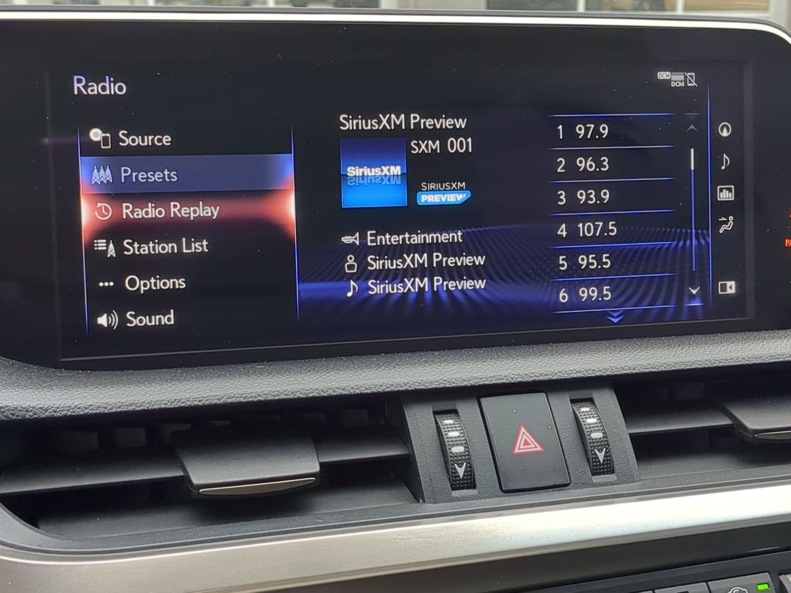 Thumbnail: 2021 Lexus ES - 35