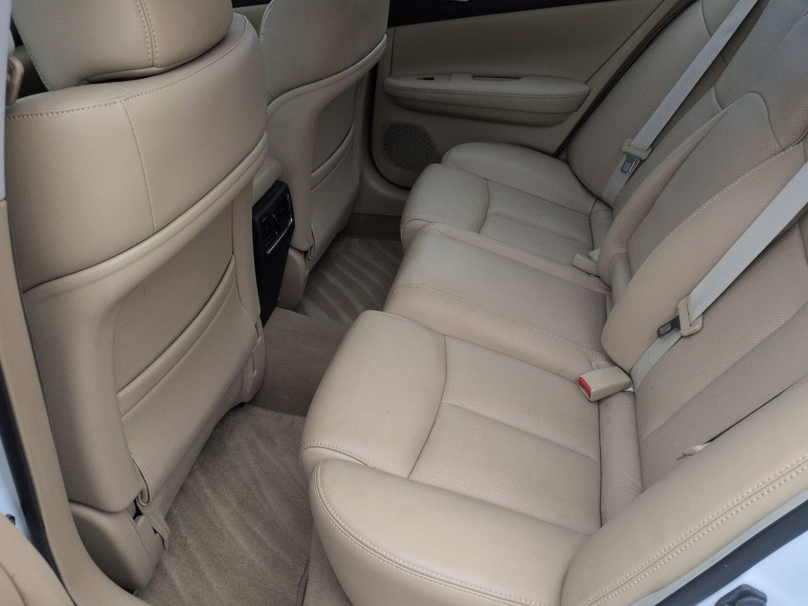 Thumbnail: 2009 Nissan Maxima - 24