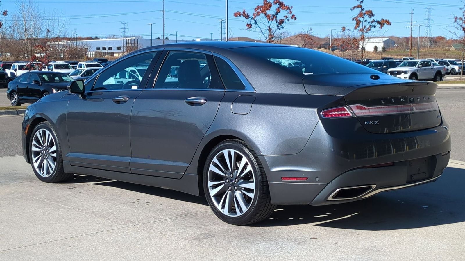 Thumbnail: 2020 Lincoln MKZ - 3