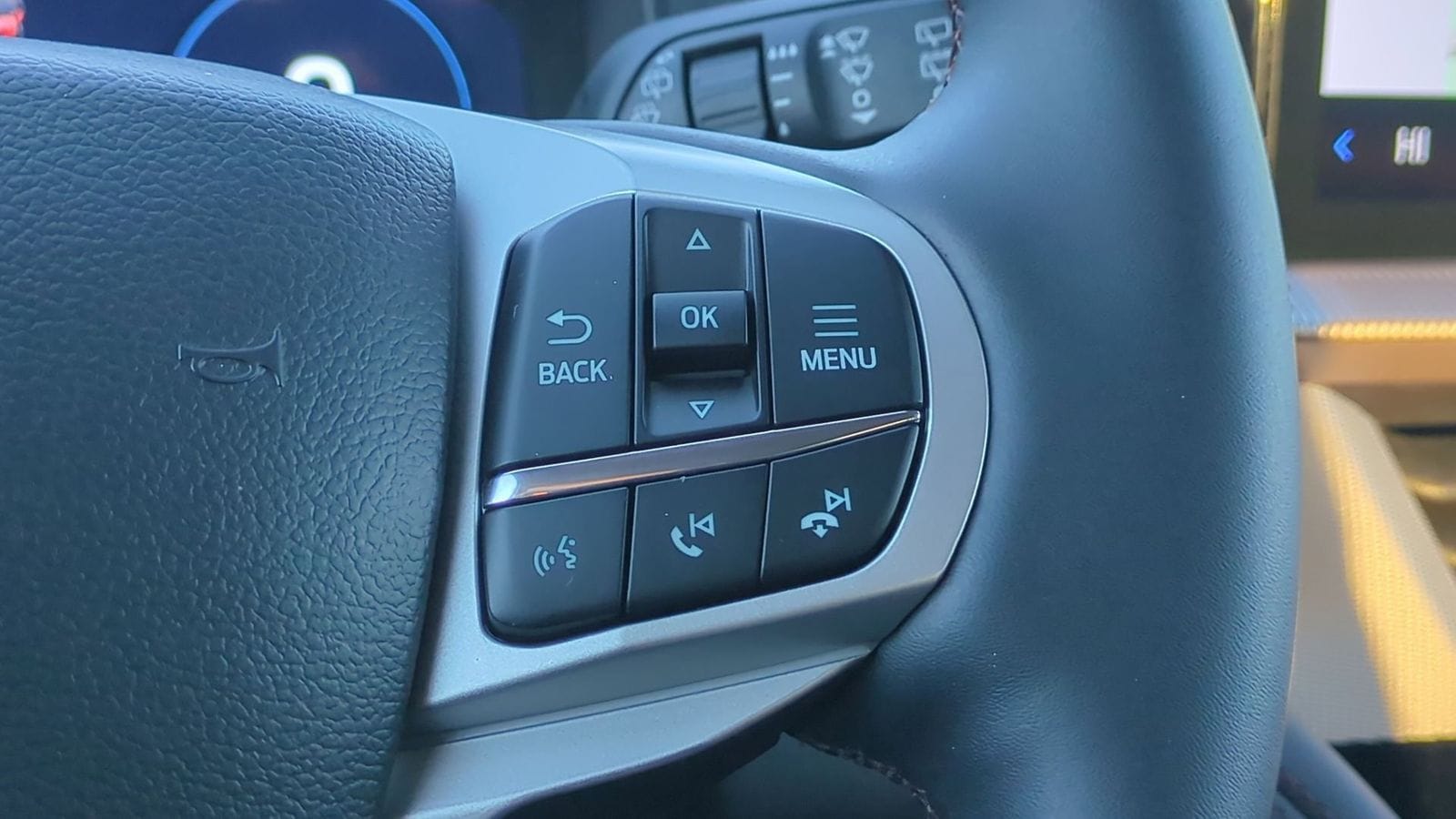 Thumbnail: 2026 Ford Explorer - 21