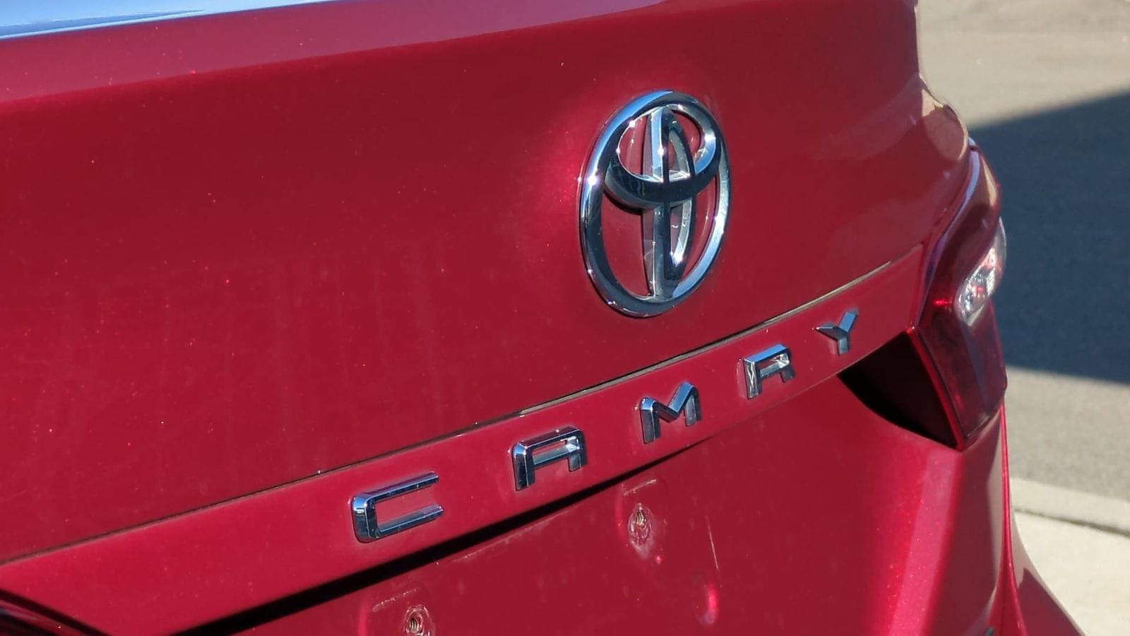 Thumbnail: 2018 Toyota Camry - 10