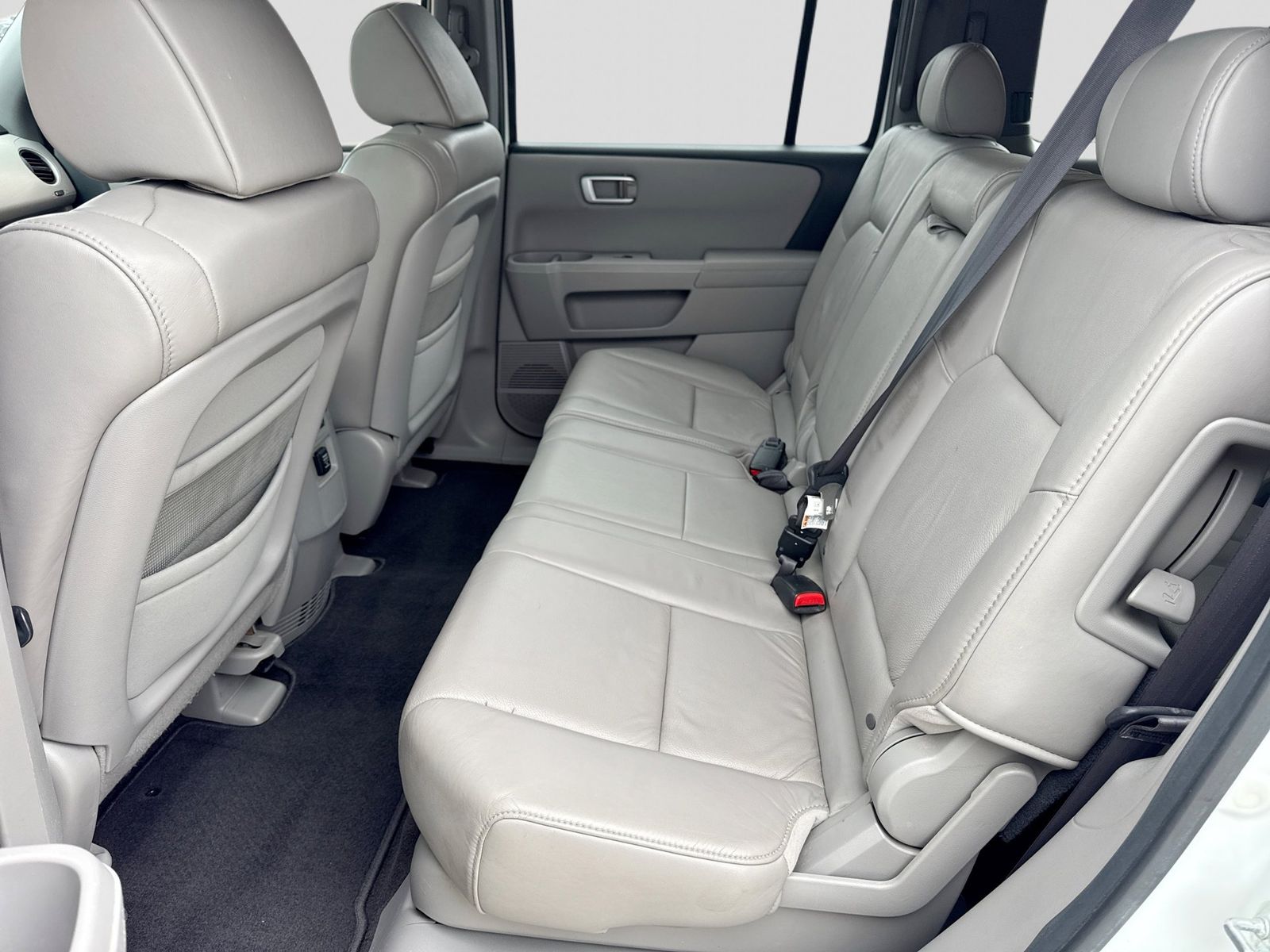Thumbnail: 2010 Honda Pilot - 4