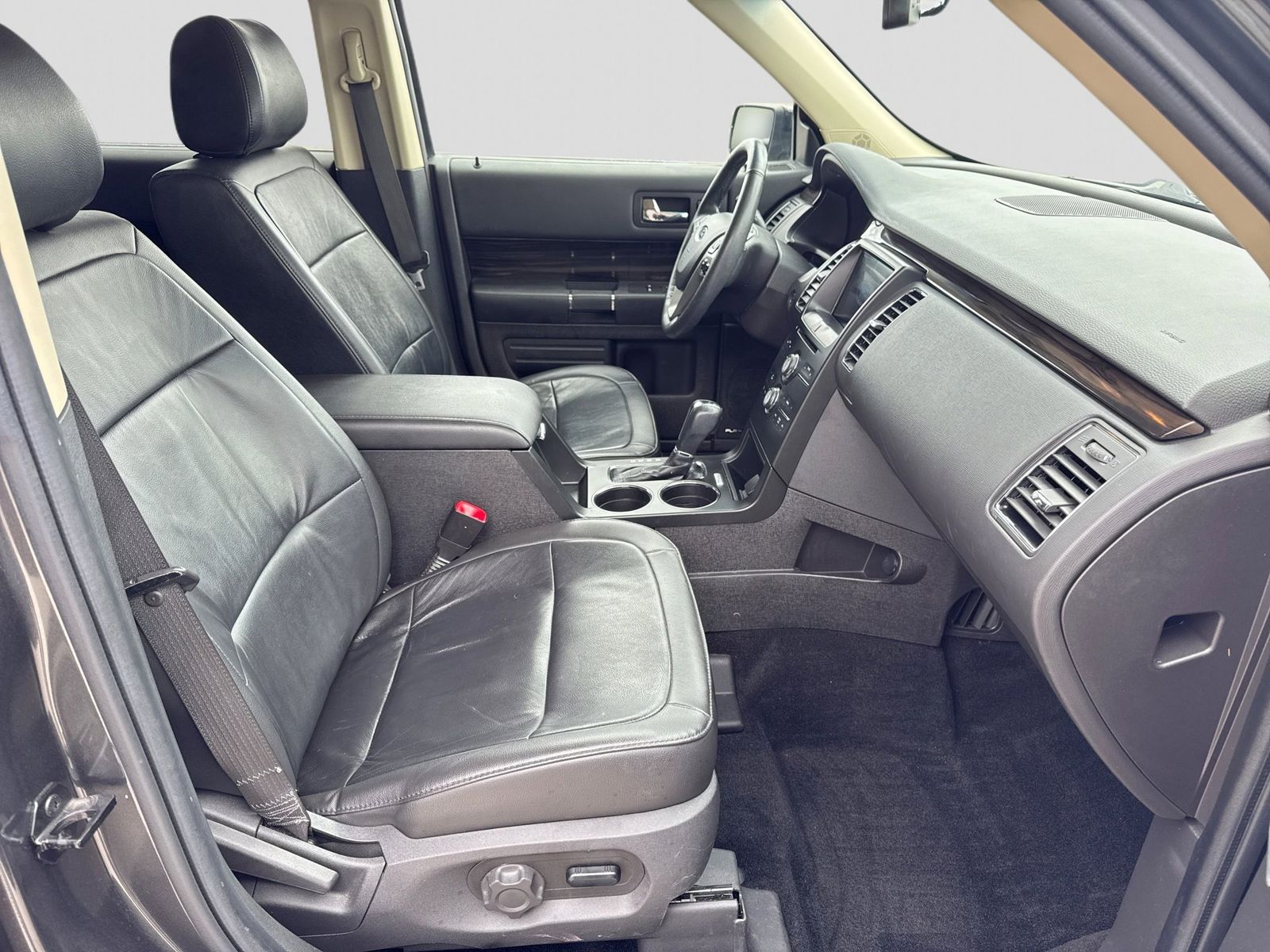 Thumbnail: 2019 Ford Flex - 28