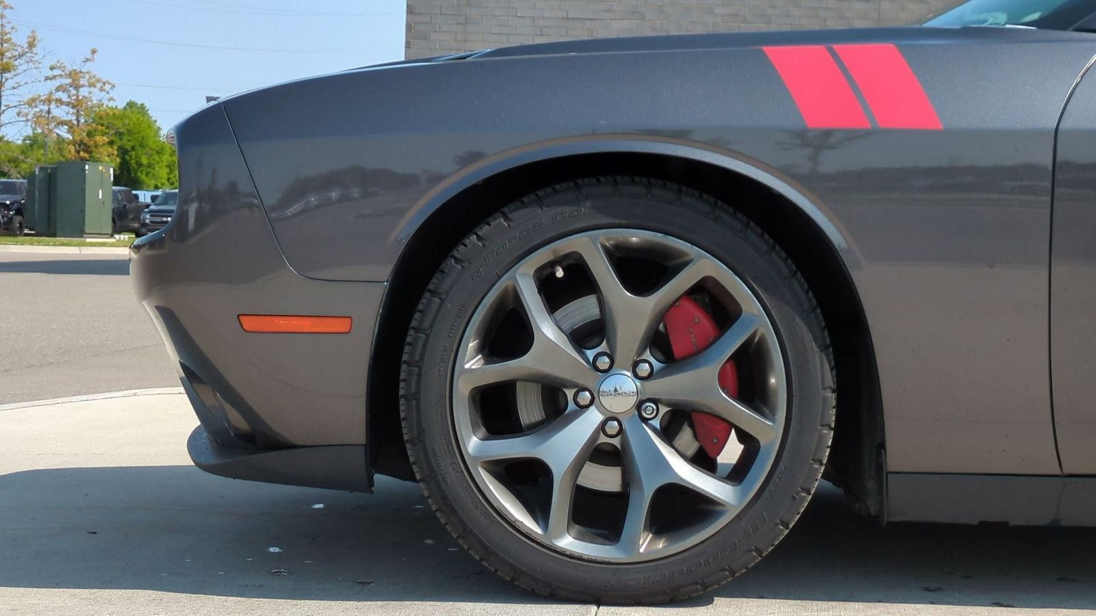 Thumbnail: 2015 Dodge Challenger - 14