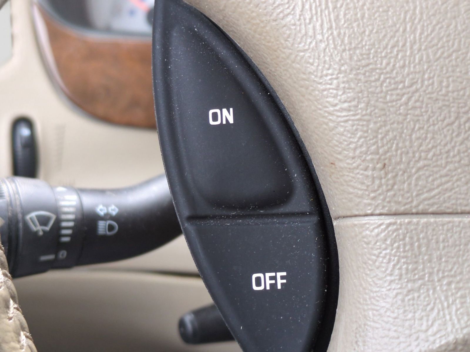 Thumbnail: 2003 Ford Explorer Sport Trac - 26