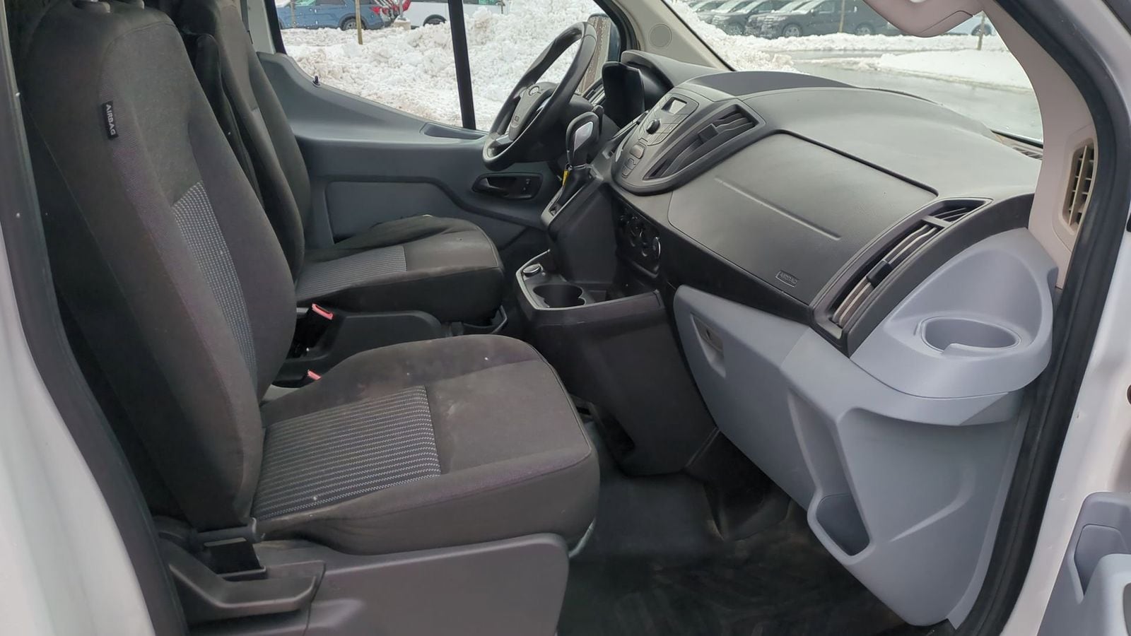 Thumbnail: 2018 Ford Transit Series - 20