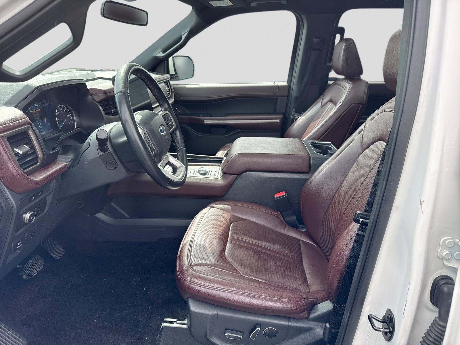 Thumbnail: 2022 Ford Expedition - 3