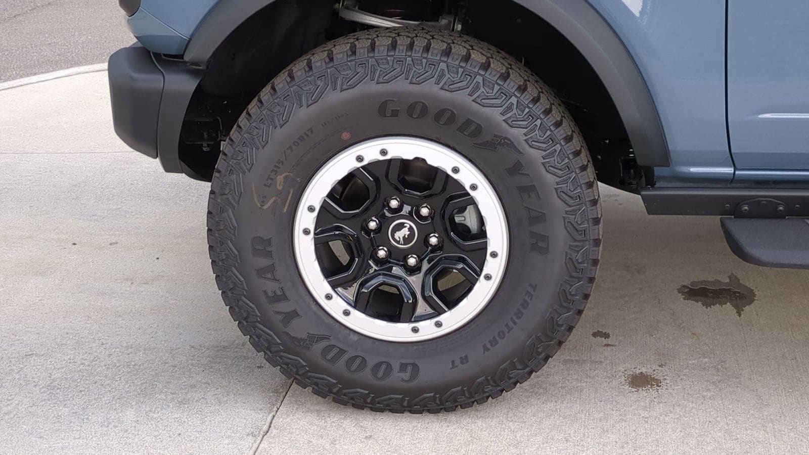 Thumbnail: 2025 Ford Bronco - 12