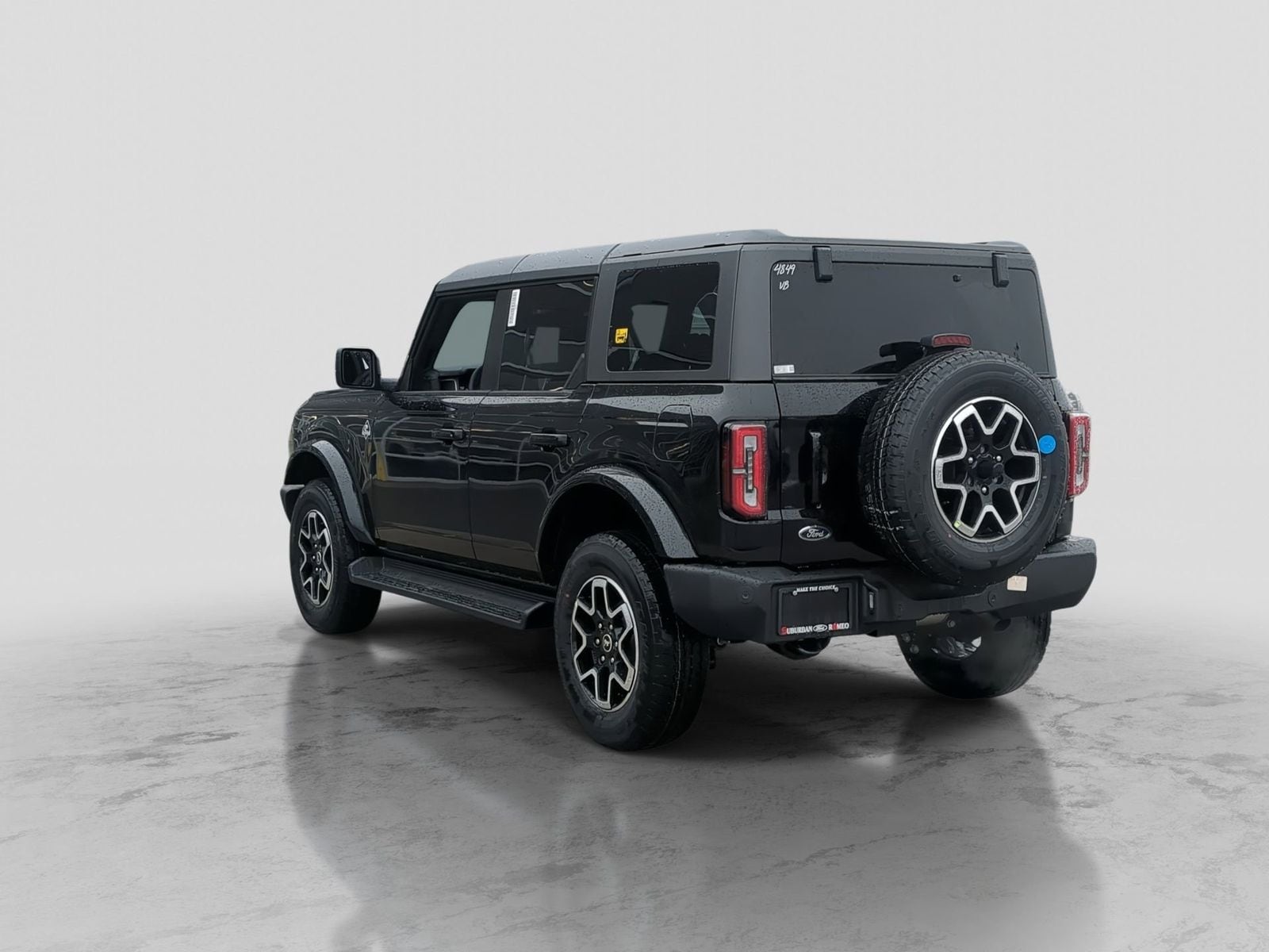 Thumbnail: 2025 Ford Bronco - 4