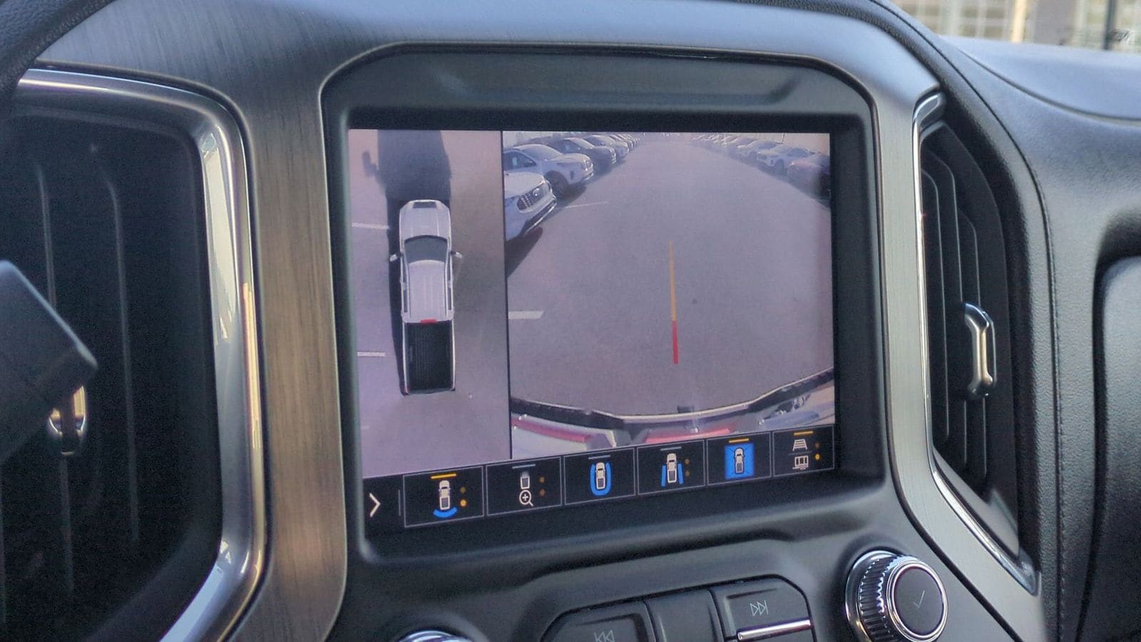 Thumbnail: 2022 GMC Sierra 2500 - 35