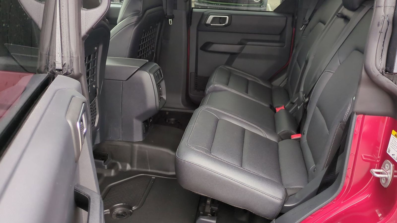 Thumbnail: 2025 Ford Bronco - 17