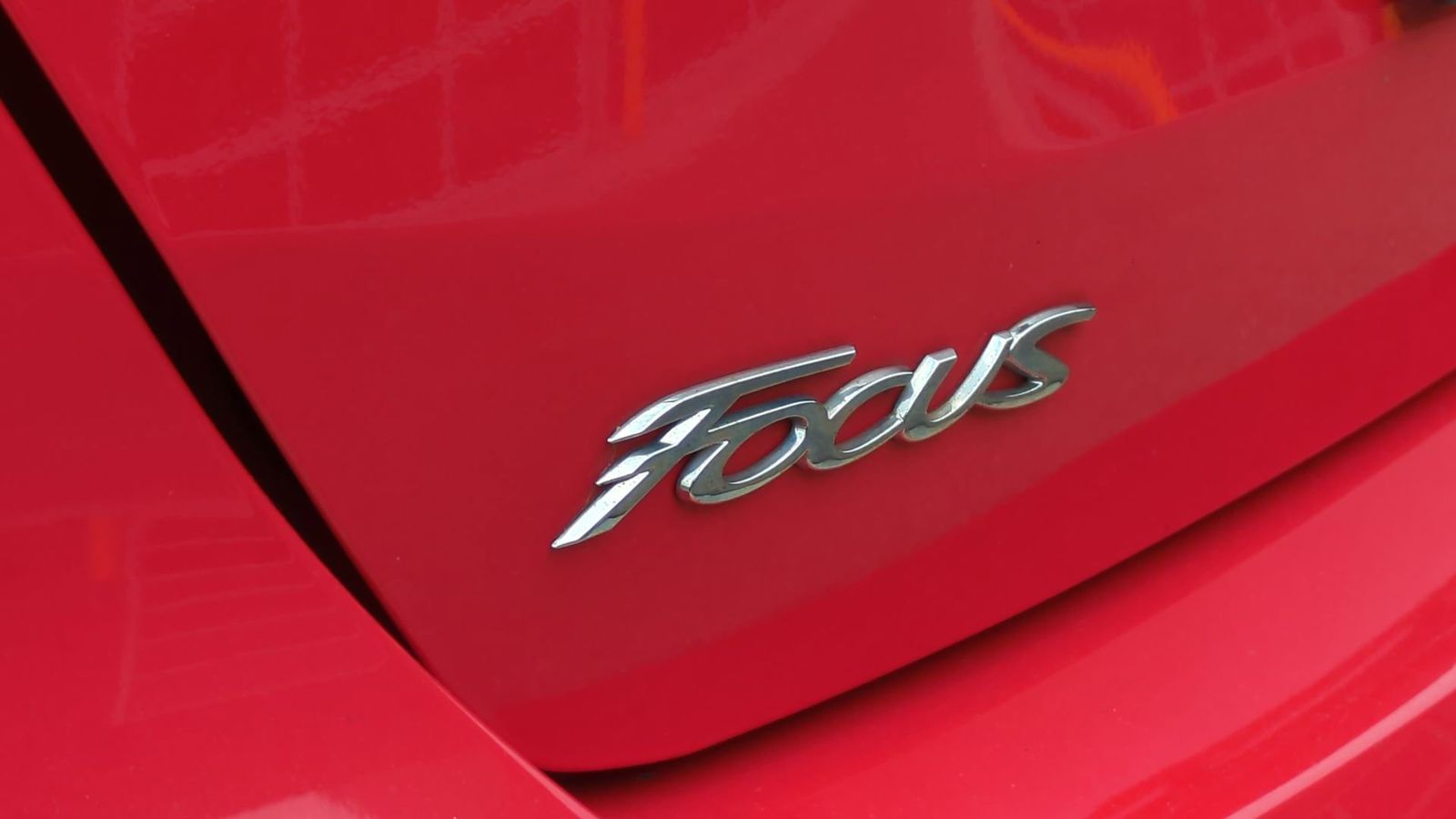 2017 Ford Focus ST 11