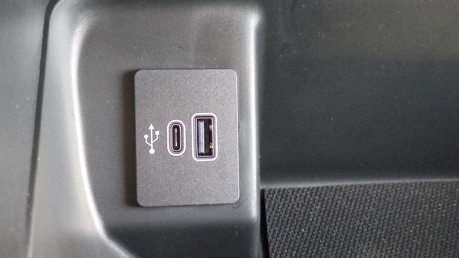 Thumbnail: 2025 Ford F-150 - 31