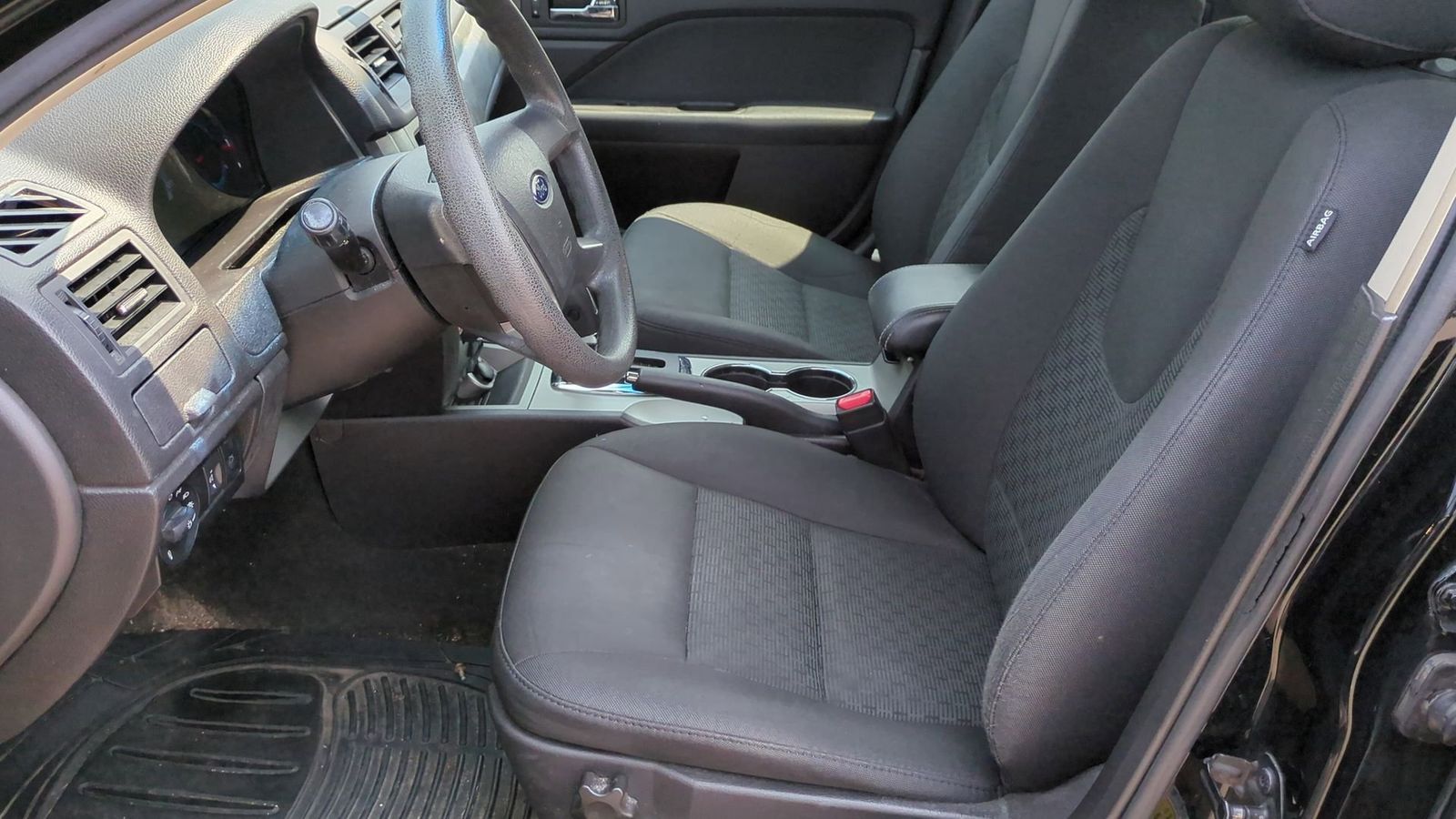 Thumbnail: 2012 Ford Fusion - 11