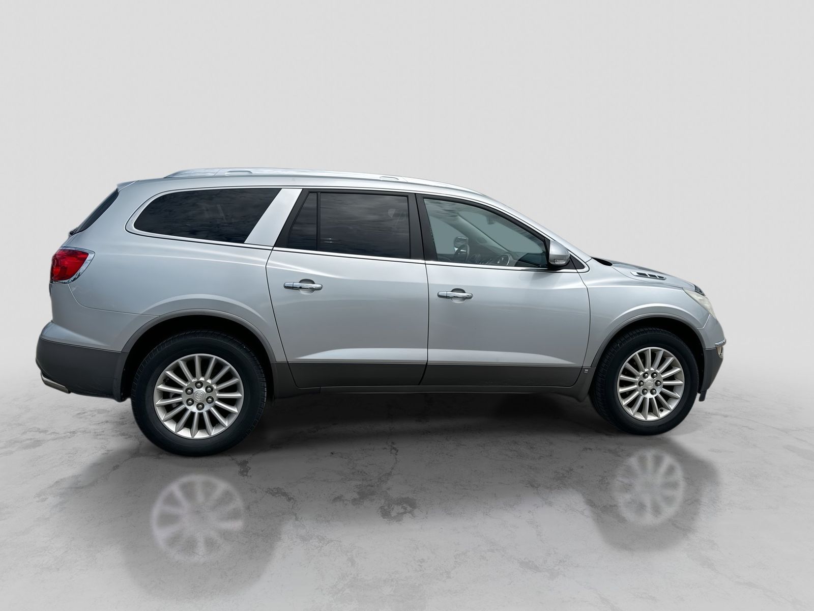 Thumbnail: 2010 Buick Enclave - 7