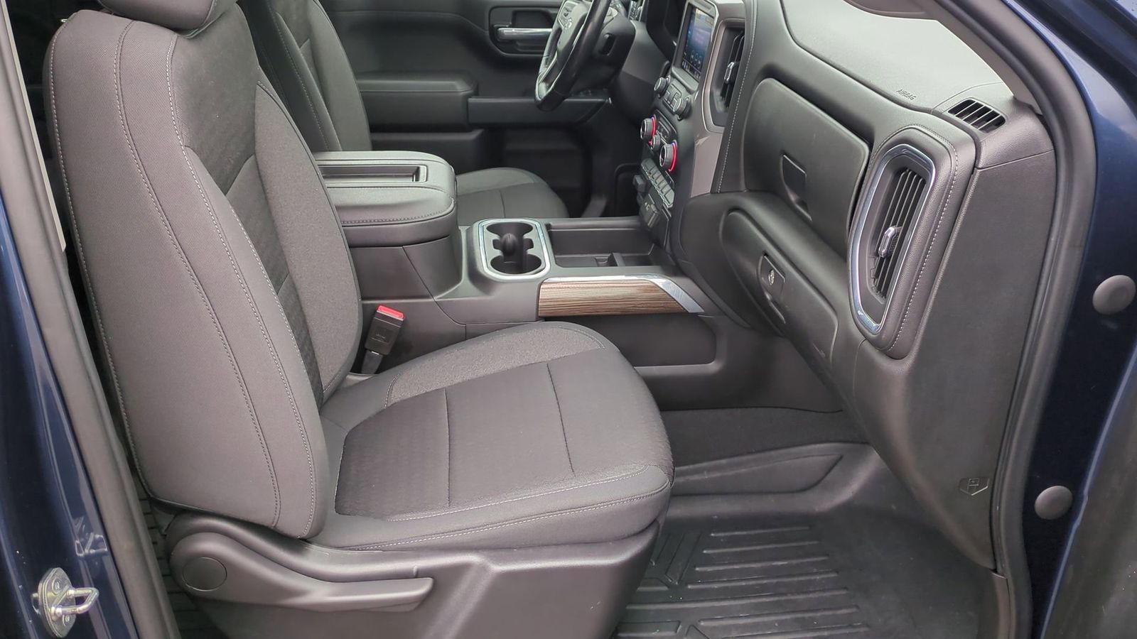 Thumbnail: 2021 Chevrolet Silverado 1500 - 23