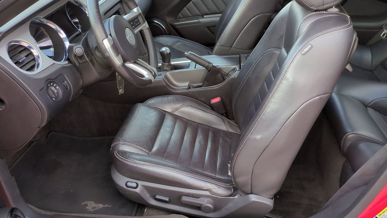 Thumbnail: 2013 Ford Mustang - 15