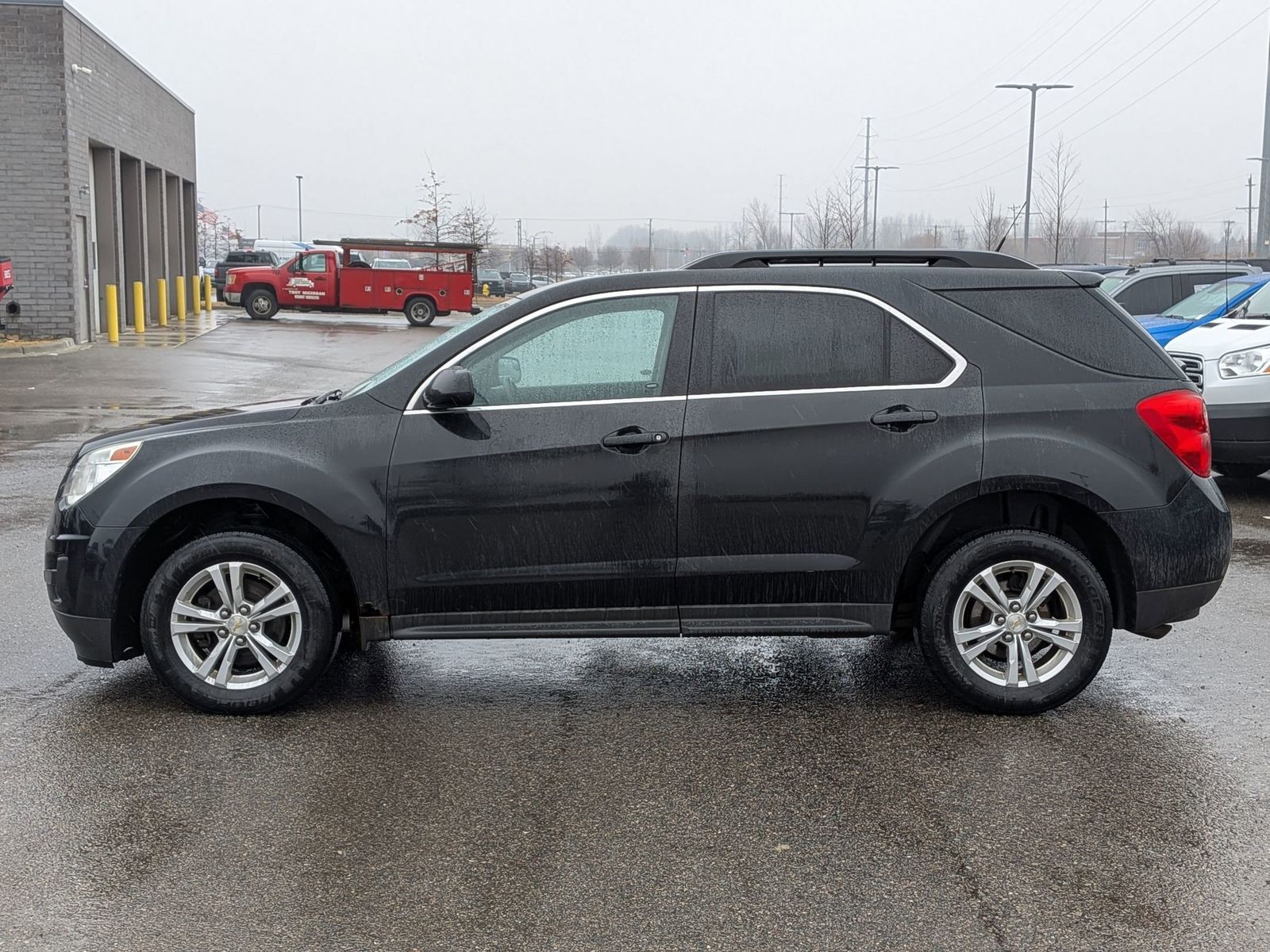 Thumbnail: 2013 Chevrolet Equinox - 3