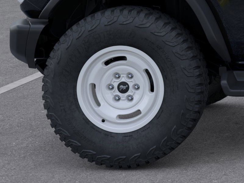 Thumbnail: 2025 Ford Bronco - 22