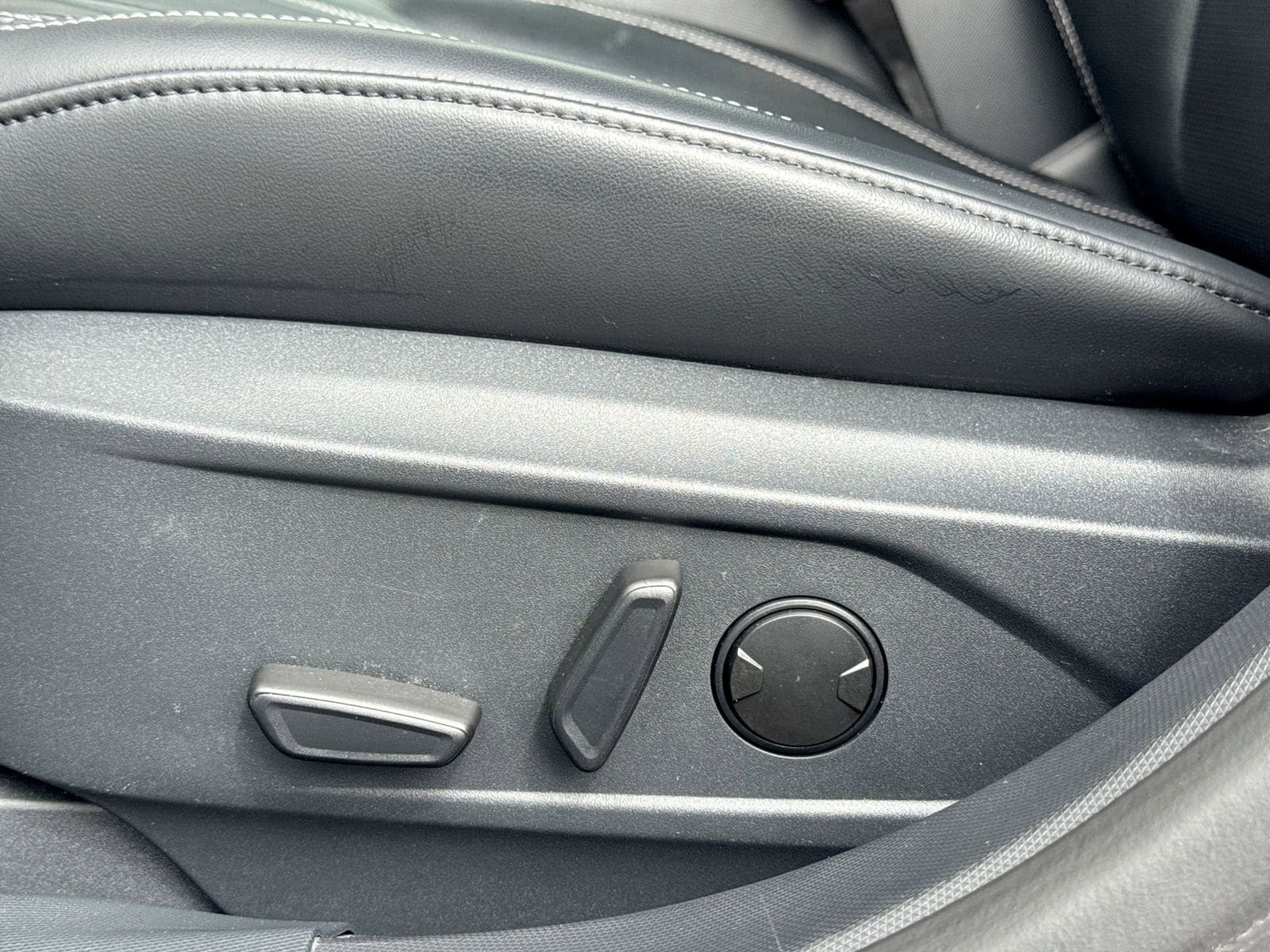 Thumbnail: 2022 Ford Mustang Mach-E - 3