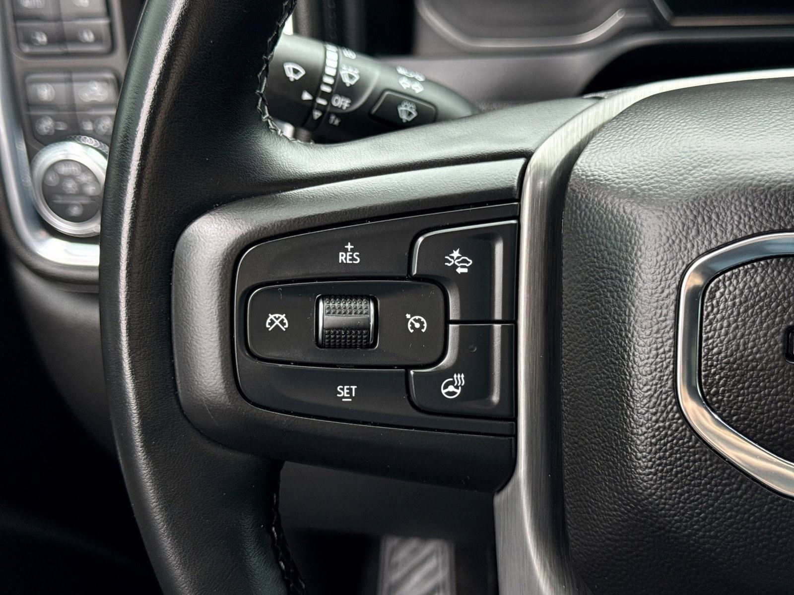 Thumbnail: 2023 GMC Sierra 2500 - 25